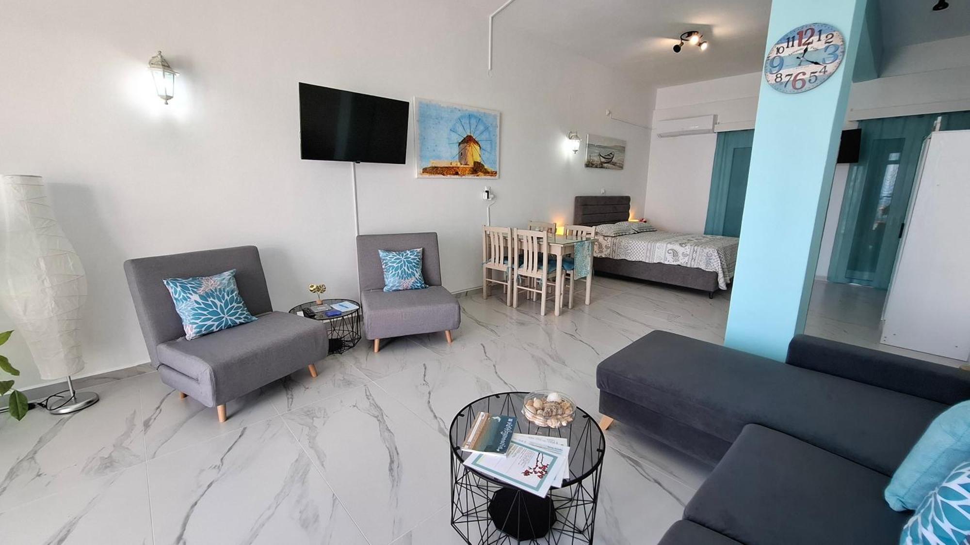 Antony'S Apartment Sea View Тирос Экстерьер фото