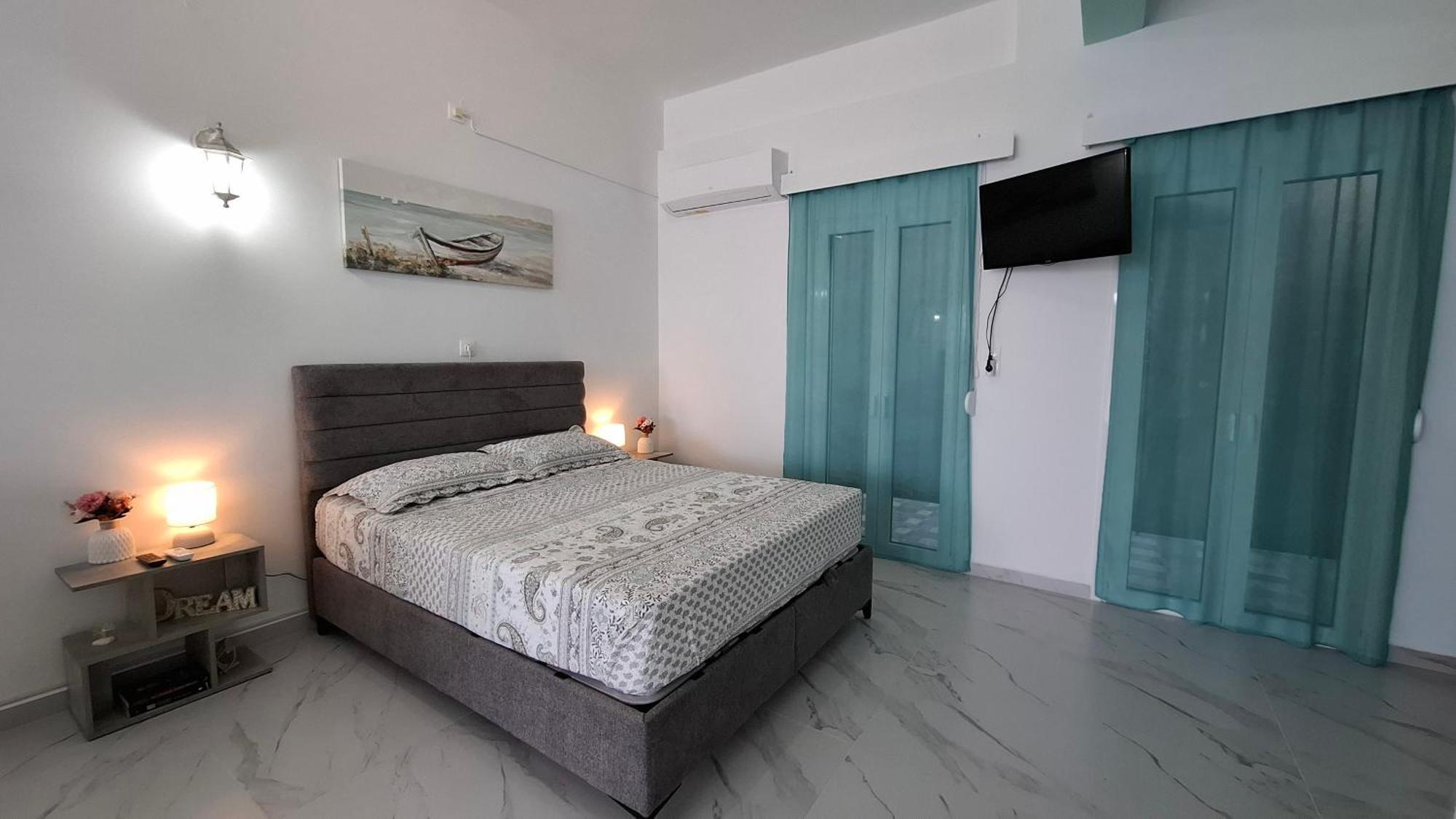 Antony'S Apartment Sea View Тирос Экстерьер фото