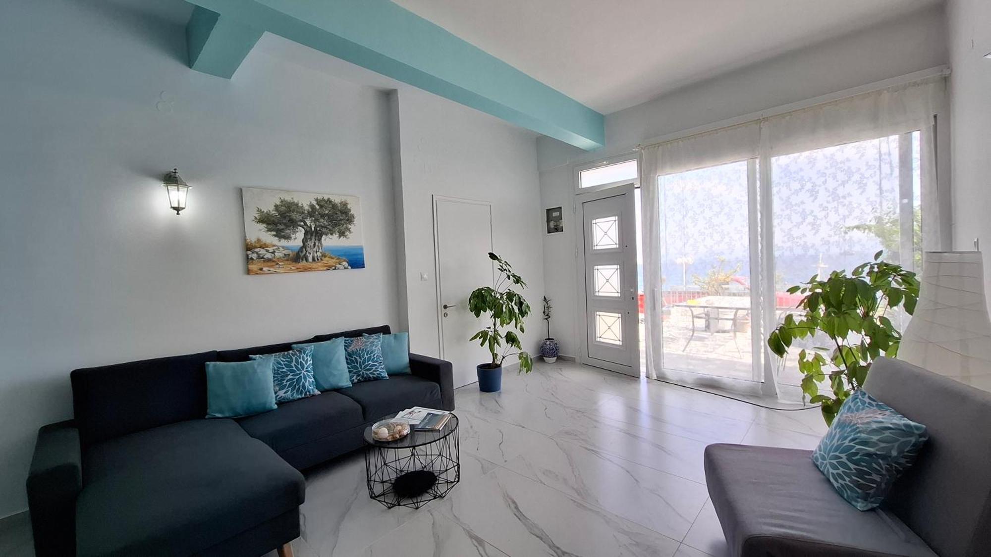 Antony'S Apartment Sea View Тирос Экстерьер фото